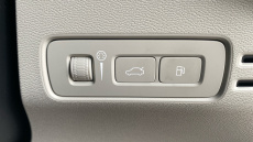 Volvo Xc40 1.5 T5 Recharge PHEV Ultimate Dark 5dr Auto Estate